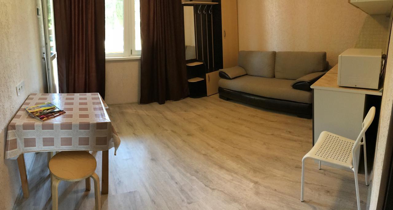 Guest House Harmony Pizunda Bagian luar foto